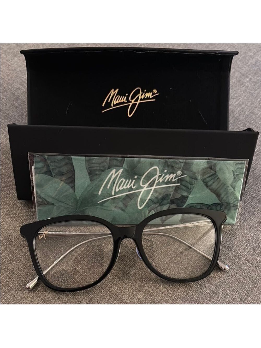 Maui Jim Black Eyeglasses. - NEW